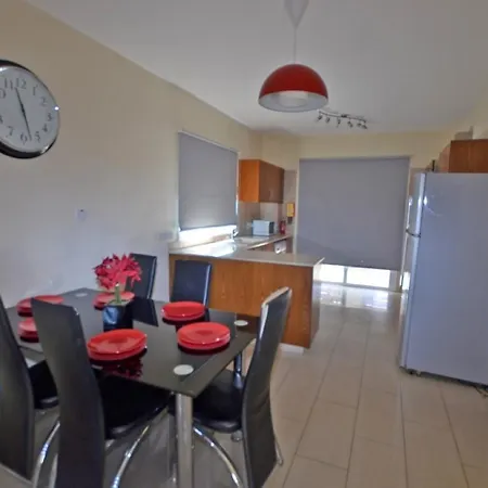 Favor - 3 Bed With Pool Close To Nissi