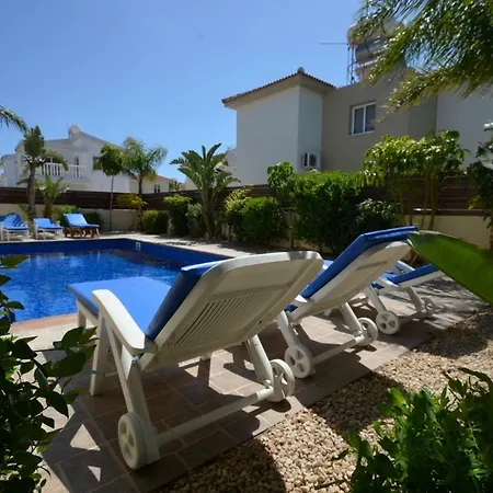 וילה Favor - 3 Bed With Pool Close To Nissi