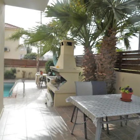 Favor - 3 Bed With Pool Close To Nissi Βίλα