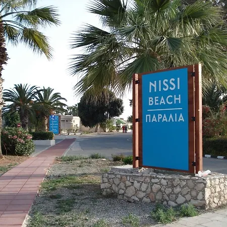 Favor - 3 Bed With Pool Close To Nissi Βίλα *