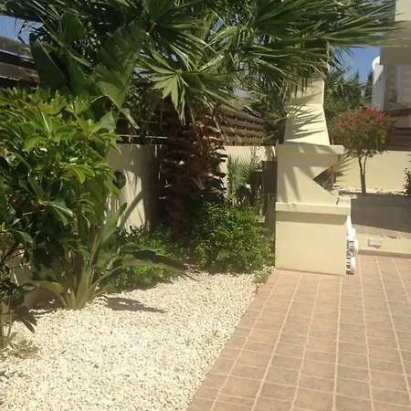 Favor - 3 Bed With Pool Close To Nissi * Agia Napa