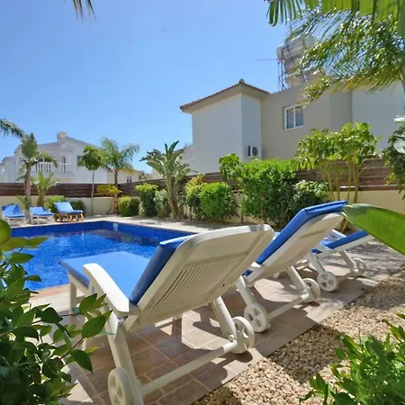 Favor - 3 Bed With Pool Close To Nissi *